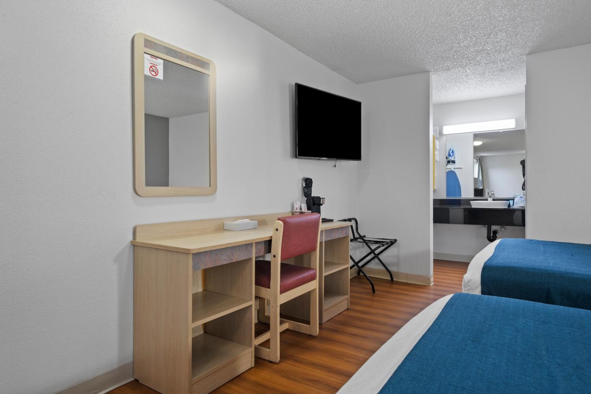 Motel 6 Clarkston Wa Exterior photo