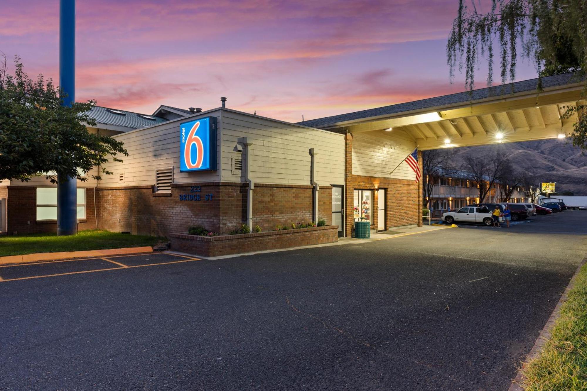 Motel 6 Clarkston Wa Exterior photo